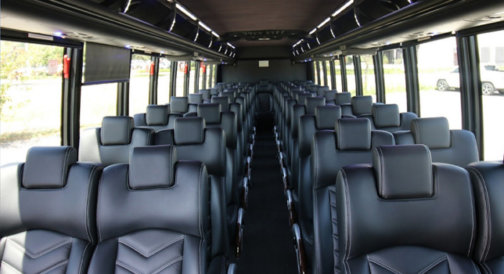 4 Key Factors People Should Consider When Choosing the Right Charter Bus Rental Atlanta Company