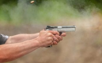 Tips To Help You Shoot Pistols Accurately